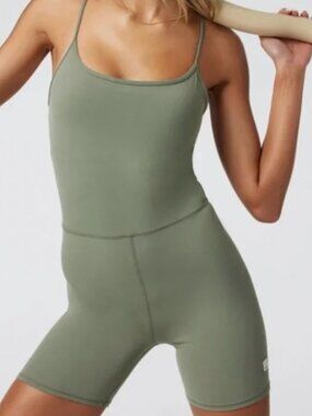 Vuori All The Feels Onesie in Pistachio Vuori Green Jumper